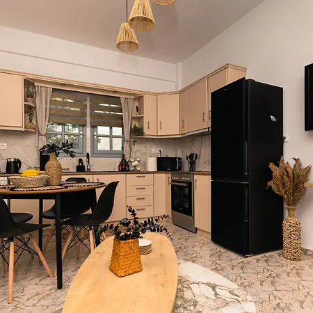 Dm Seaside House * 페리사