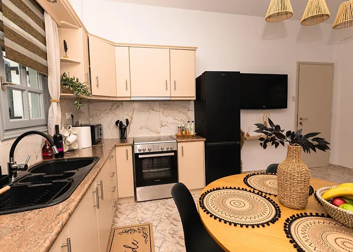 Dm Seaside House Tatil Evi Perissa (Santorini)