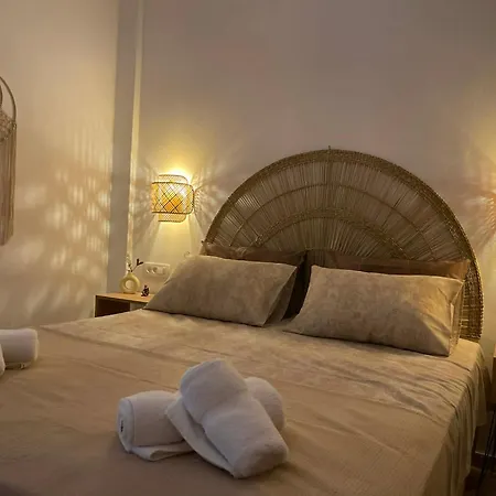 Dm Seaside House Сasa de vacaciones Perissa (Santorini)